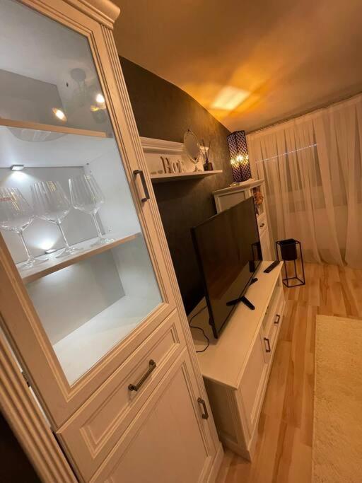 Ferienwohnung Marie 로데스하임암라인 외부 사진